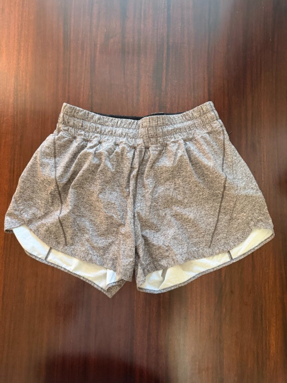 lululemon Track That Mid-Rise Lined Short 5" Heather Lux Multi Black Size 8 - Picture 2 of 5